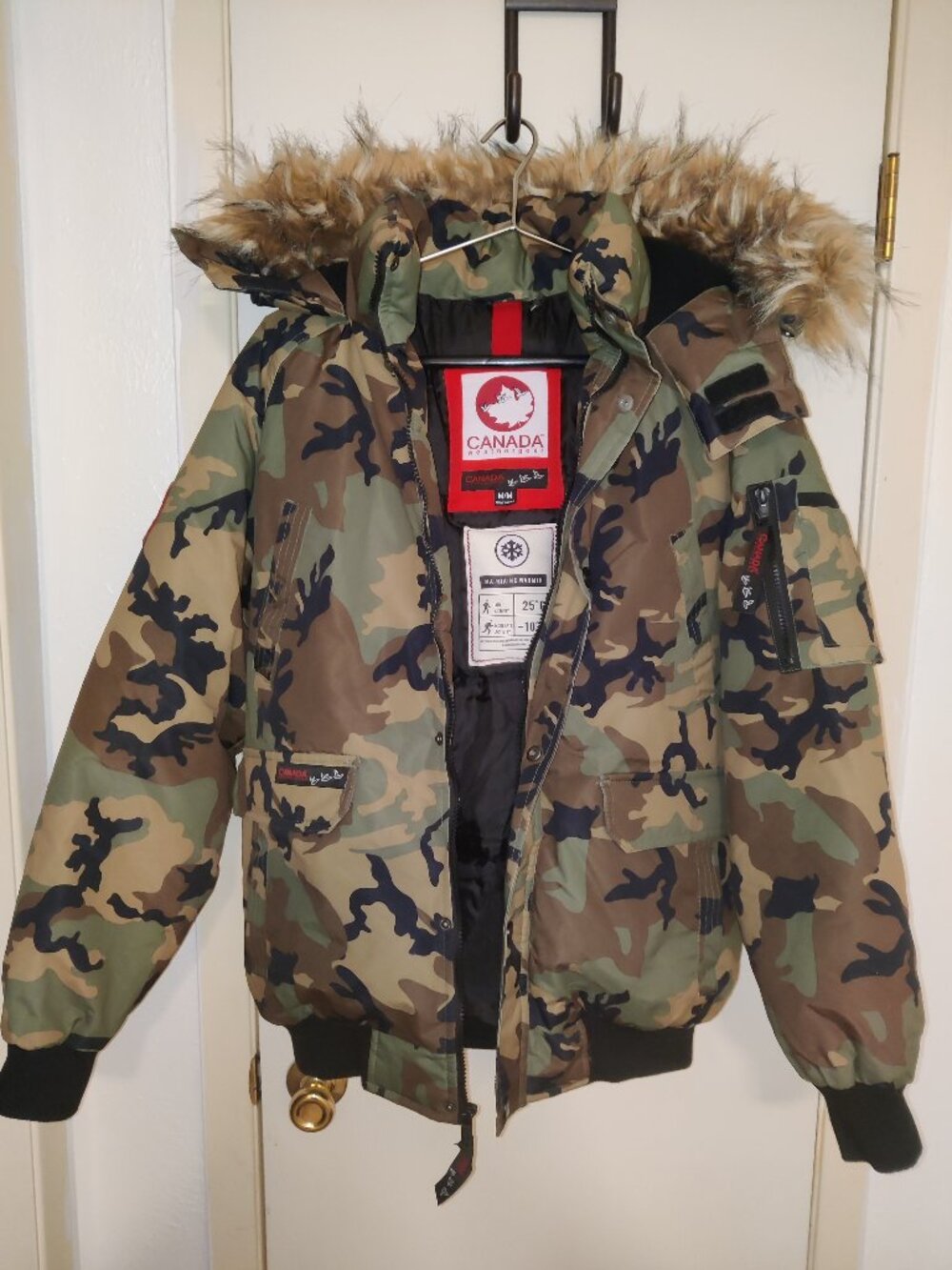 Canada Weathergear Faux Fur Trimmed Camo Jacket Men's Medium